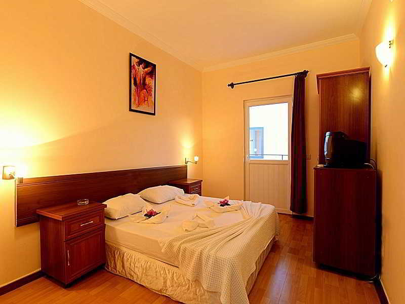 Sky Nova Hotel & Suites Bodrum Buitenkant foto
